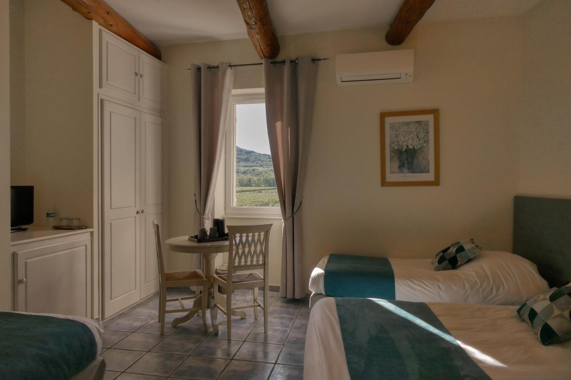 Logis Hotel La Bastide Des Monges Nyons Exterior foto