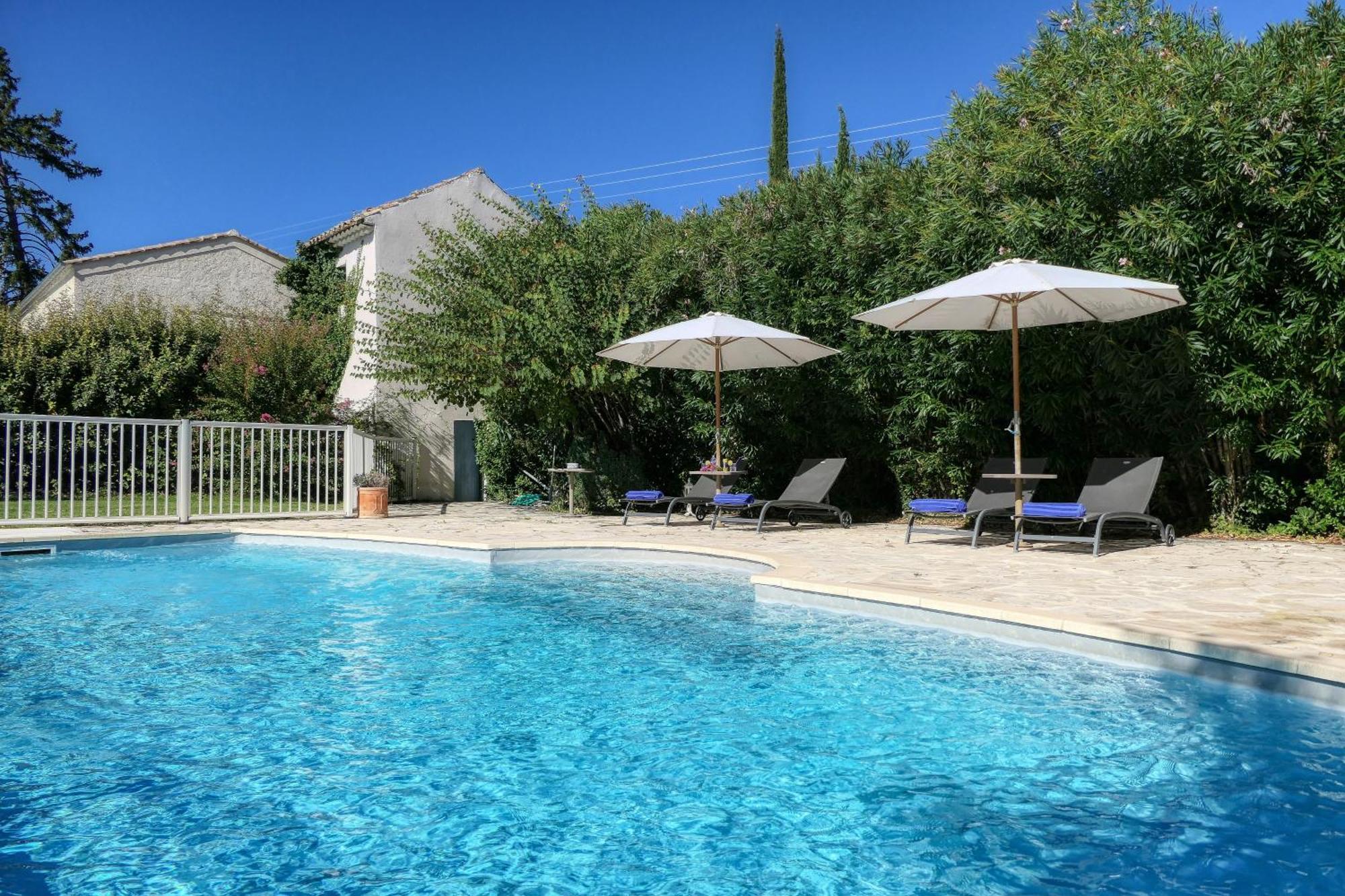 Logis Hotel La Bastide Des Monges Nyons Exterior foto