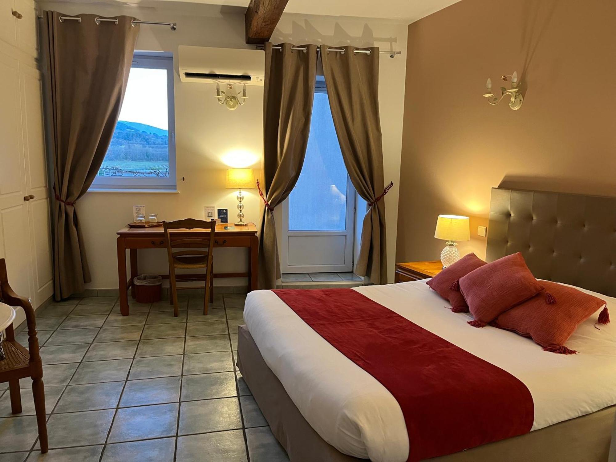 Logis Hotel La Bastide Des Monges Nyons Exterior foto