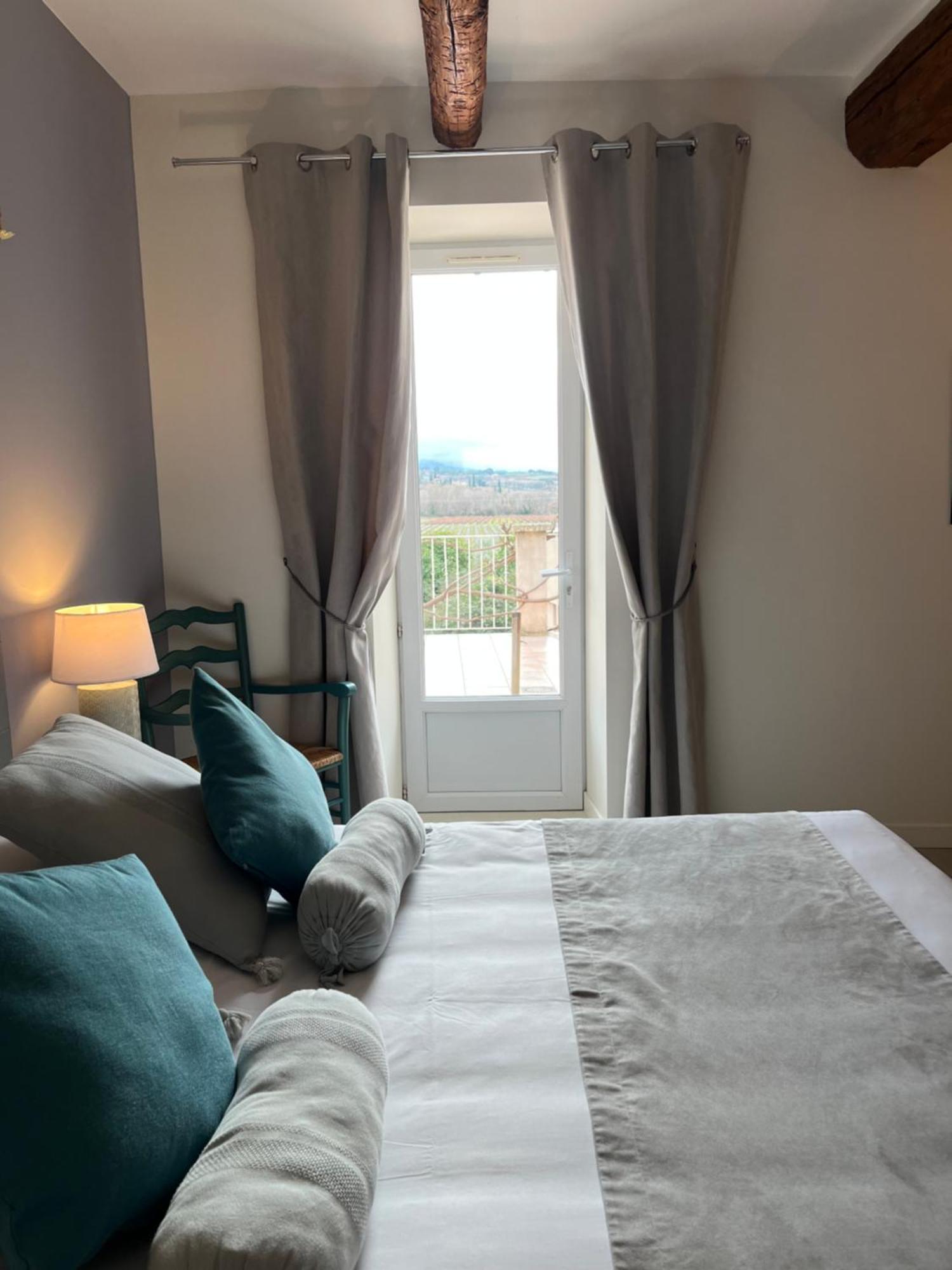 Logis Hotel La Bastide Des Monges Nyons Exterior foto
