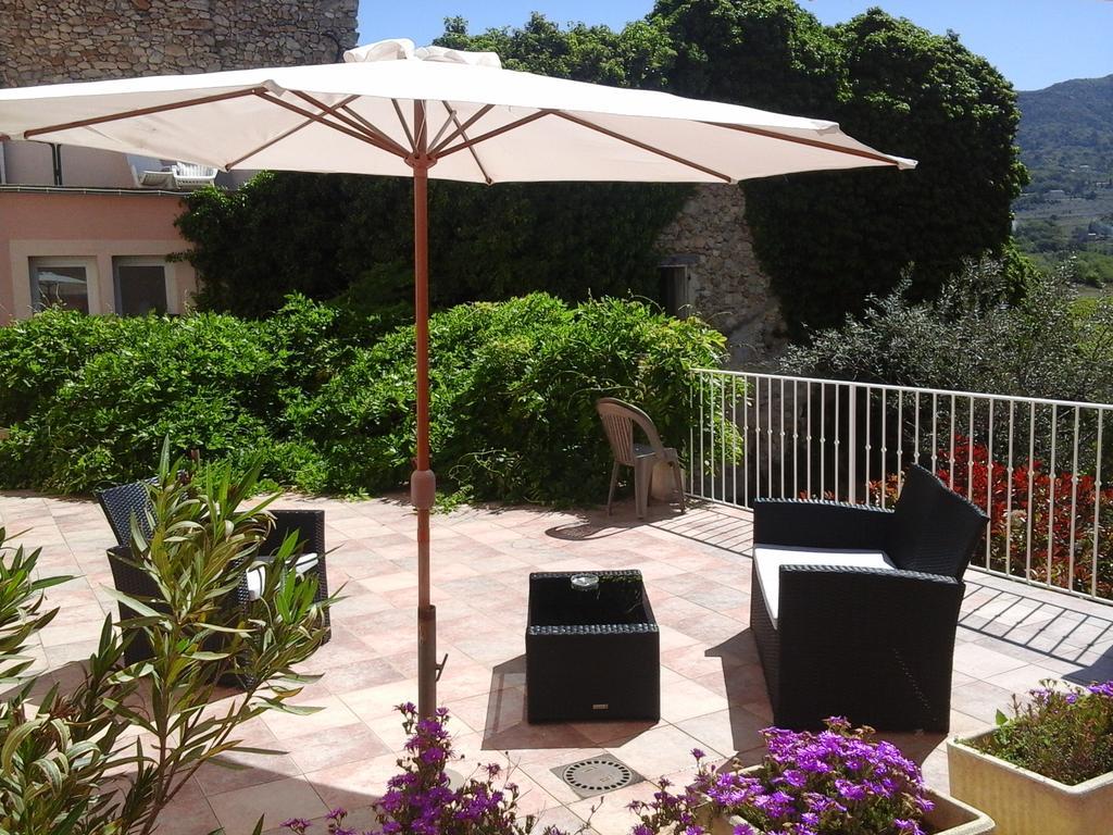 Logis Hotel La Bastide Des Monges Nyons Exterior foto